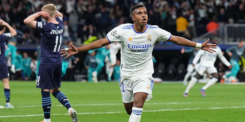 Rodrygo đã vào sân và tạo nên trận bóng lật kèo của riêng mình